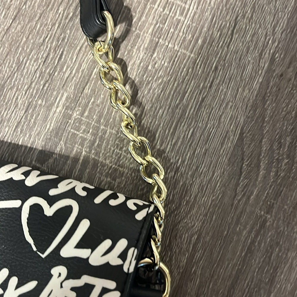 Betsy Johnson purse - Picture 3 of 6